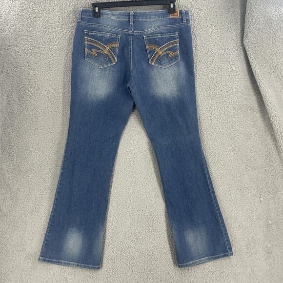 LEI Jeans Juniors 17 Long Felicia Low Rise Bootcut Embroidered Distressed Faded - Picture 1 of 13